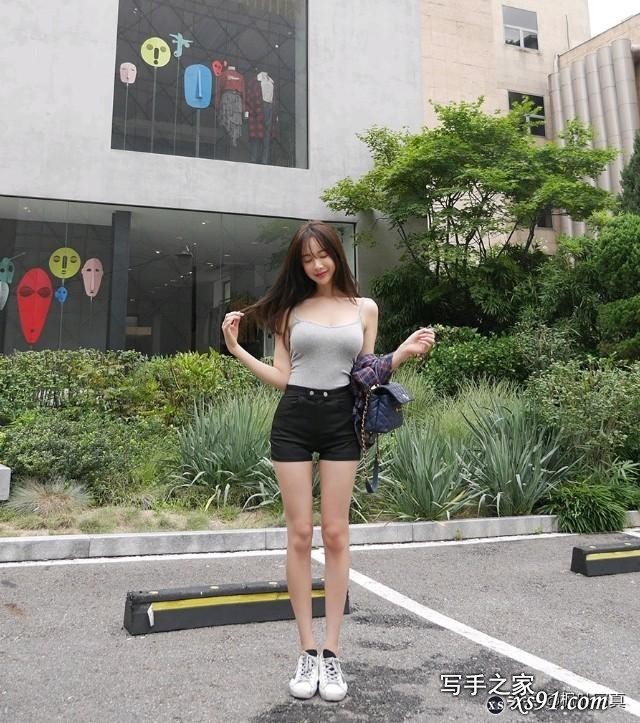 韩国网红明星街拍美女长腿性感身材写真-1.jpg