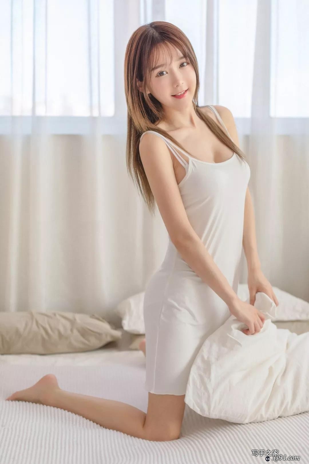 美貌气质俱佳的小美女-5.jpg