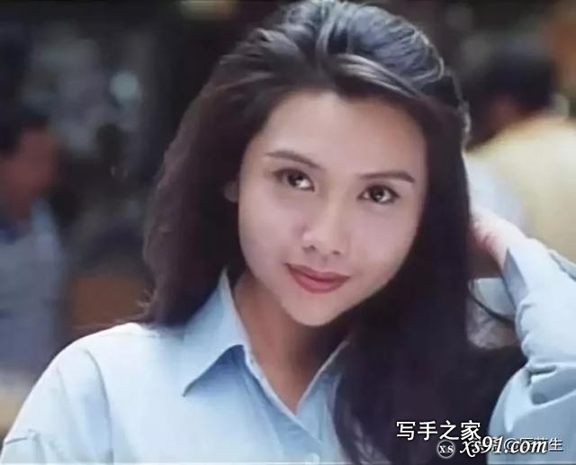 她曾是香港第一性感美人，后来活成了女人最羡慕的样子-32.jpg