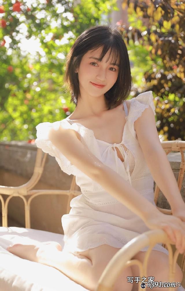 小清新白嫩美女性感丰满诱人写真图片-11.jpg