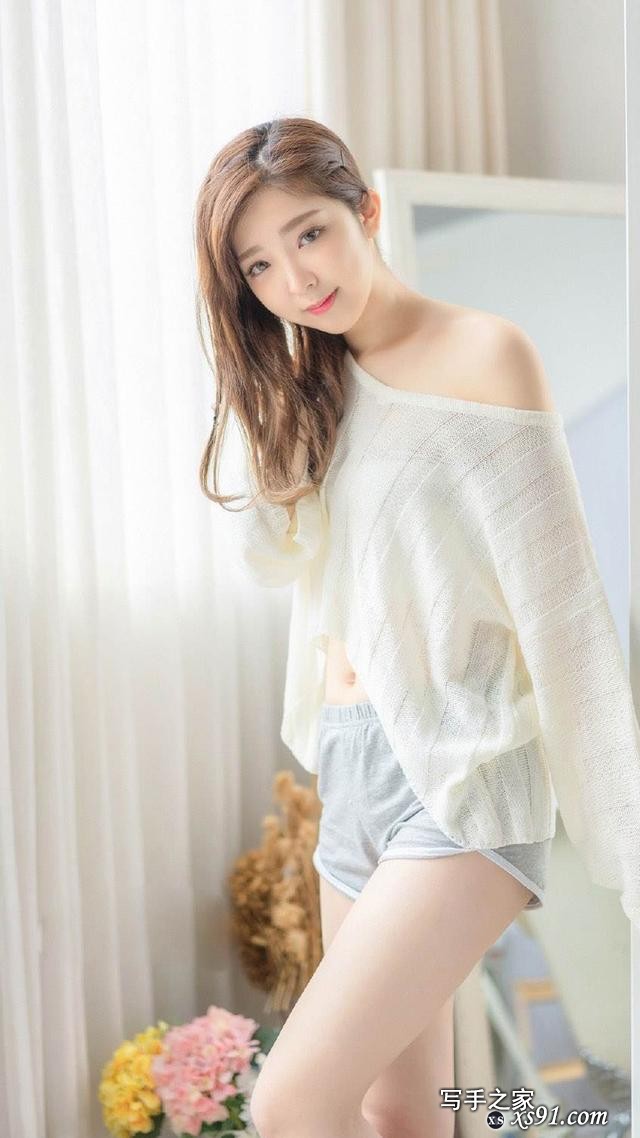 长腿模特美女性感撩人美女写真-4.jpg