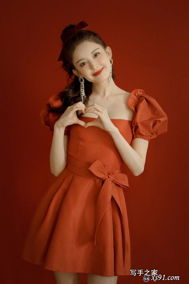一眼万年系列，秋日艳丽红裙美人，娇艳欲滴的红墙玫瑰-9.jpg