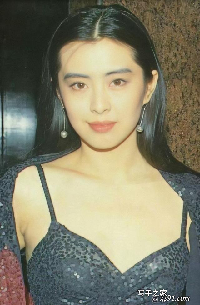 性感娇俏的王祖贤，曾是香港第一美人，这组罕见照片值得收藏-6.jpg