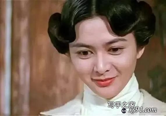 性感女神关之琳-1.jpg
