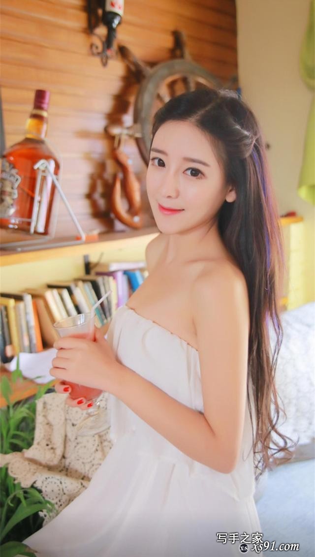 重庆23岁美女写真照太养眼，长相清纯身材高挑，初恋般的笑容-2.jpg